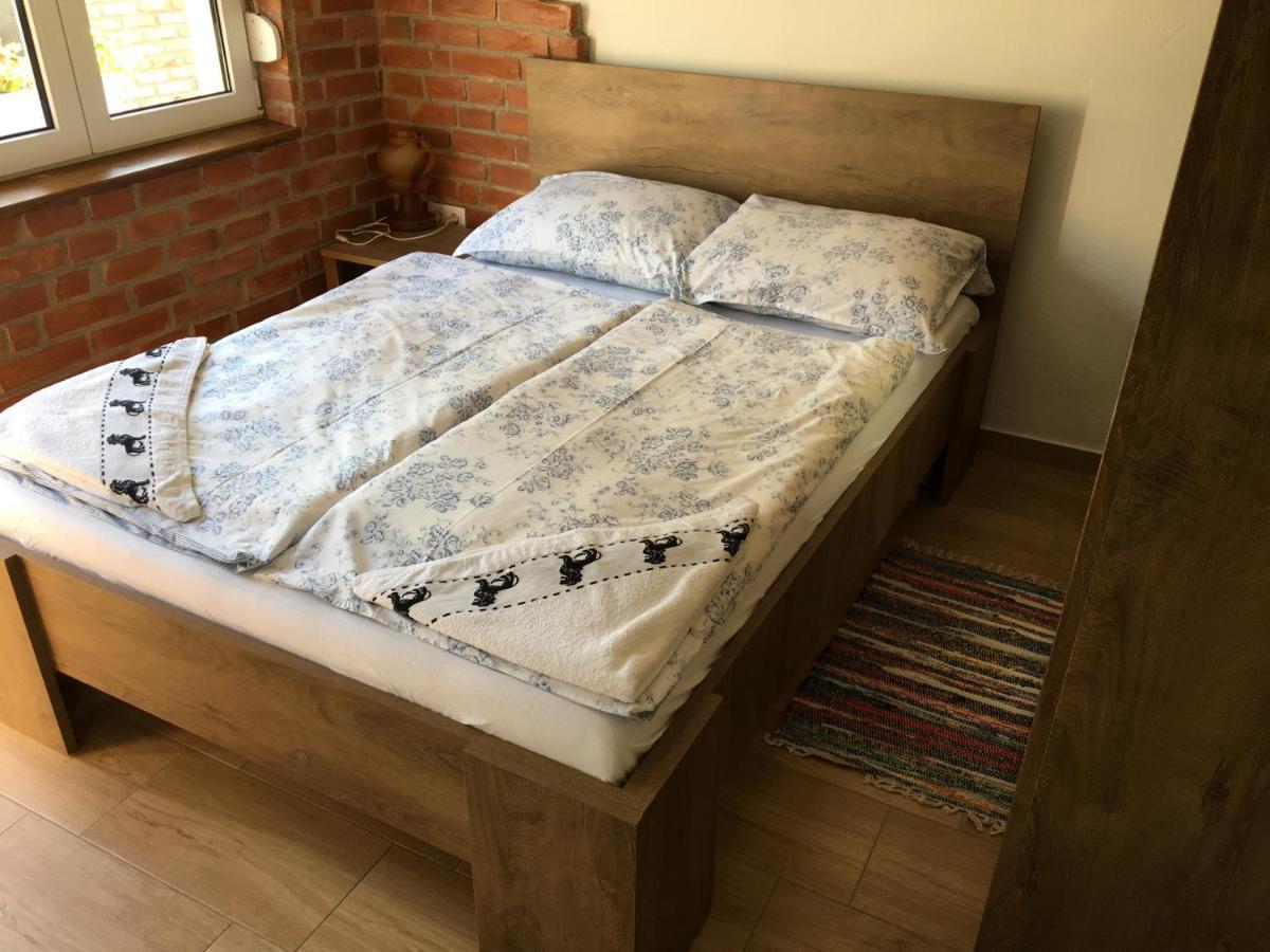 Matanovi Dvori Slavonski Brod Exterior foto