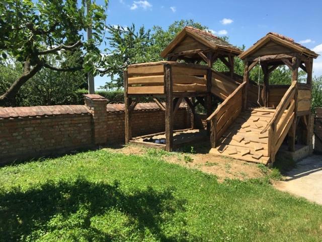 Matanovi Dvori Slavonski Brod Exterior foto