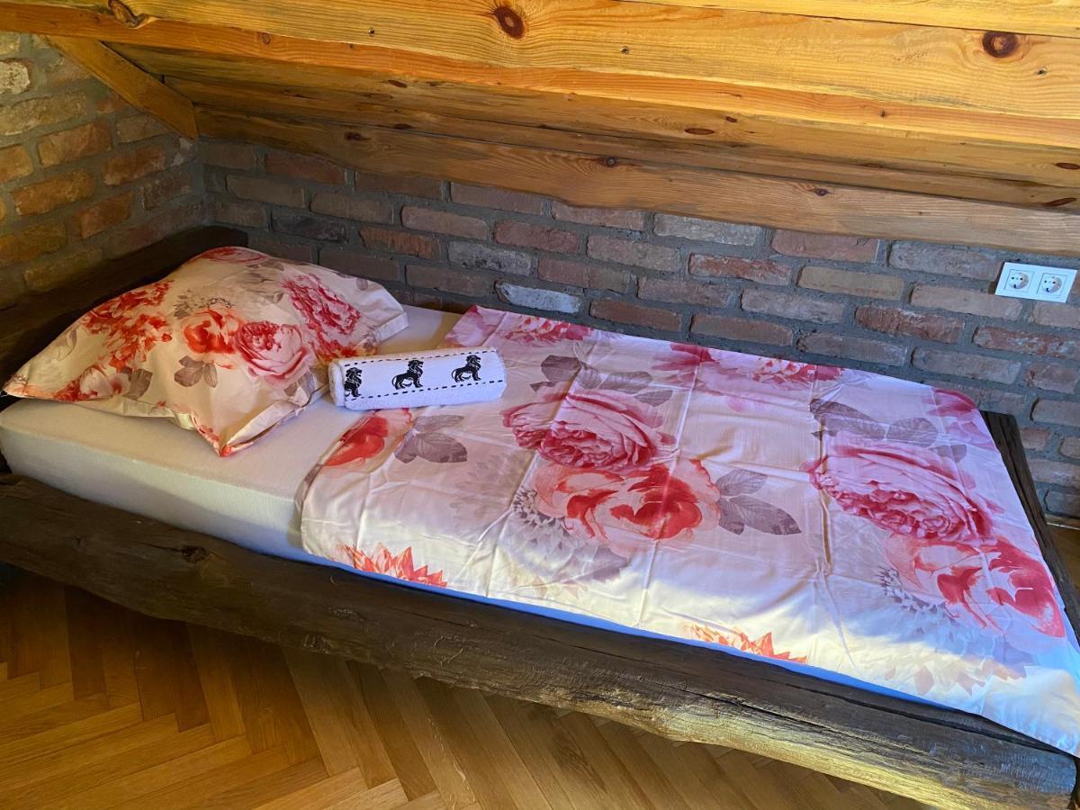 Matanovi Dvori Slavonski Brod Exterior foto