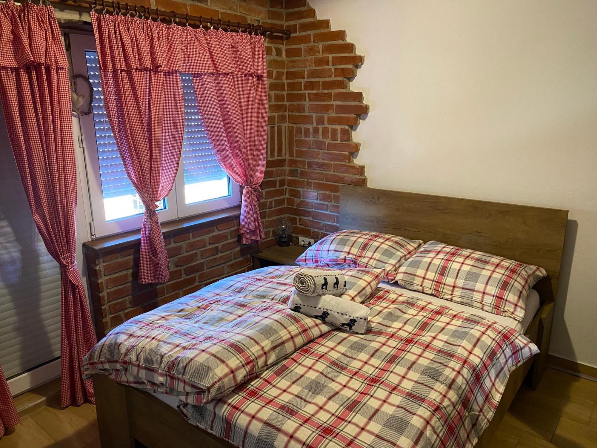 Matanovi Dvori Slavonski Brod Exterior foto