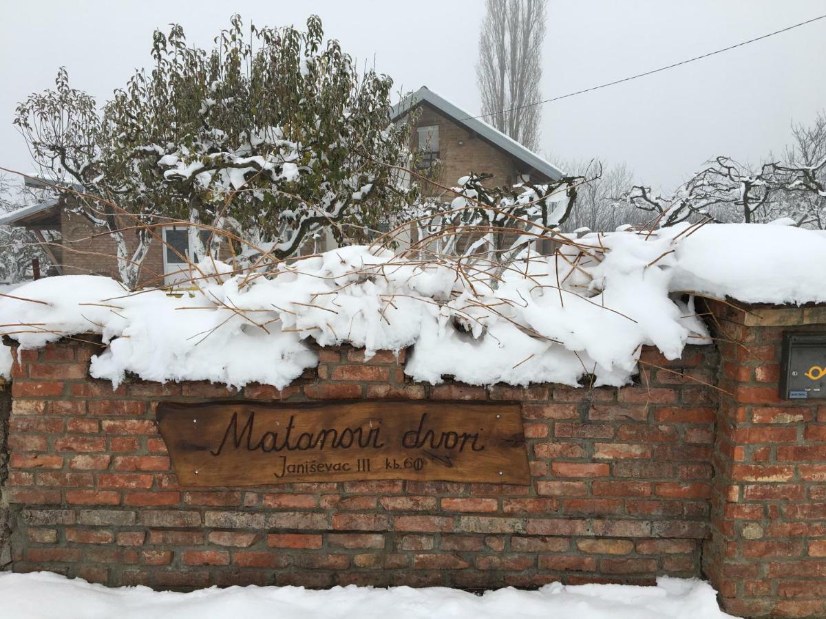 Matanovi Dvori Slavonski Brod Exterior foto