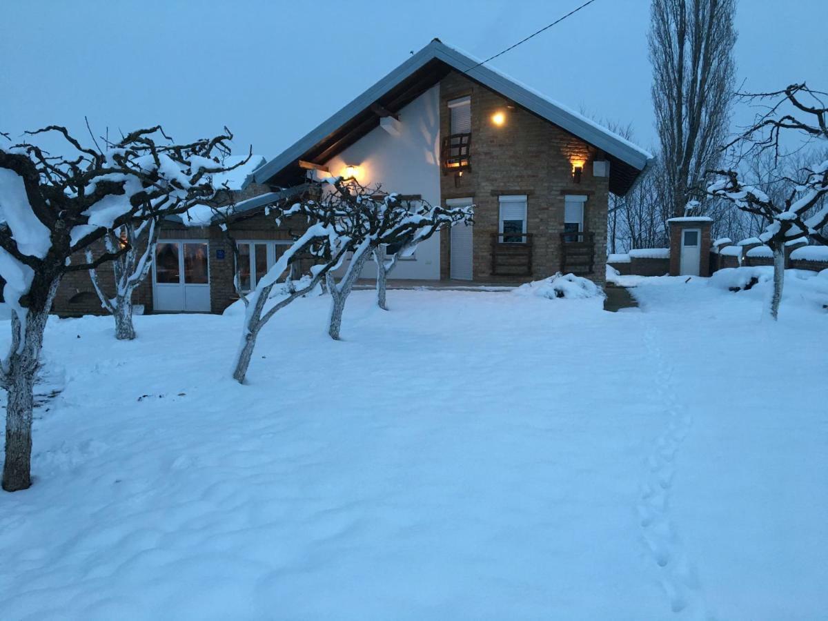 Matanovi Dvori Slavonski Brod Exterior foto