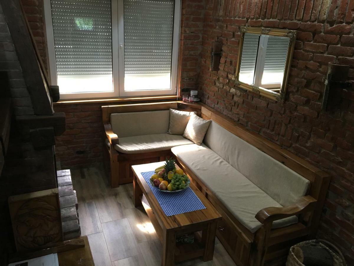Matanovi Dvori Slavonski Brod Exterior foto